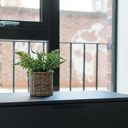 Contemporary 1 Bed Apartment In Liverpool Centre Eksteriør billede